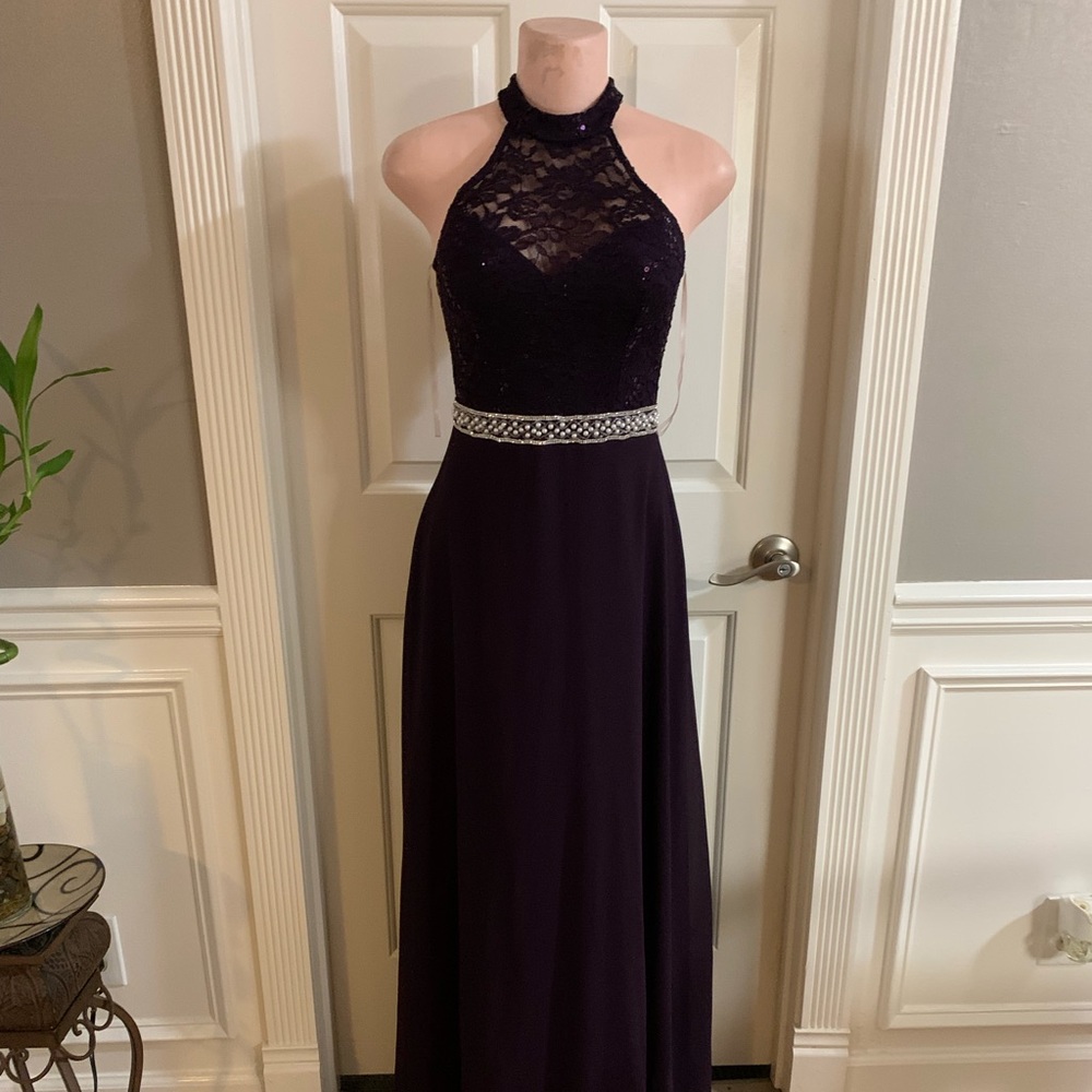 Women’s junior purple halter maxi dress size (S)